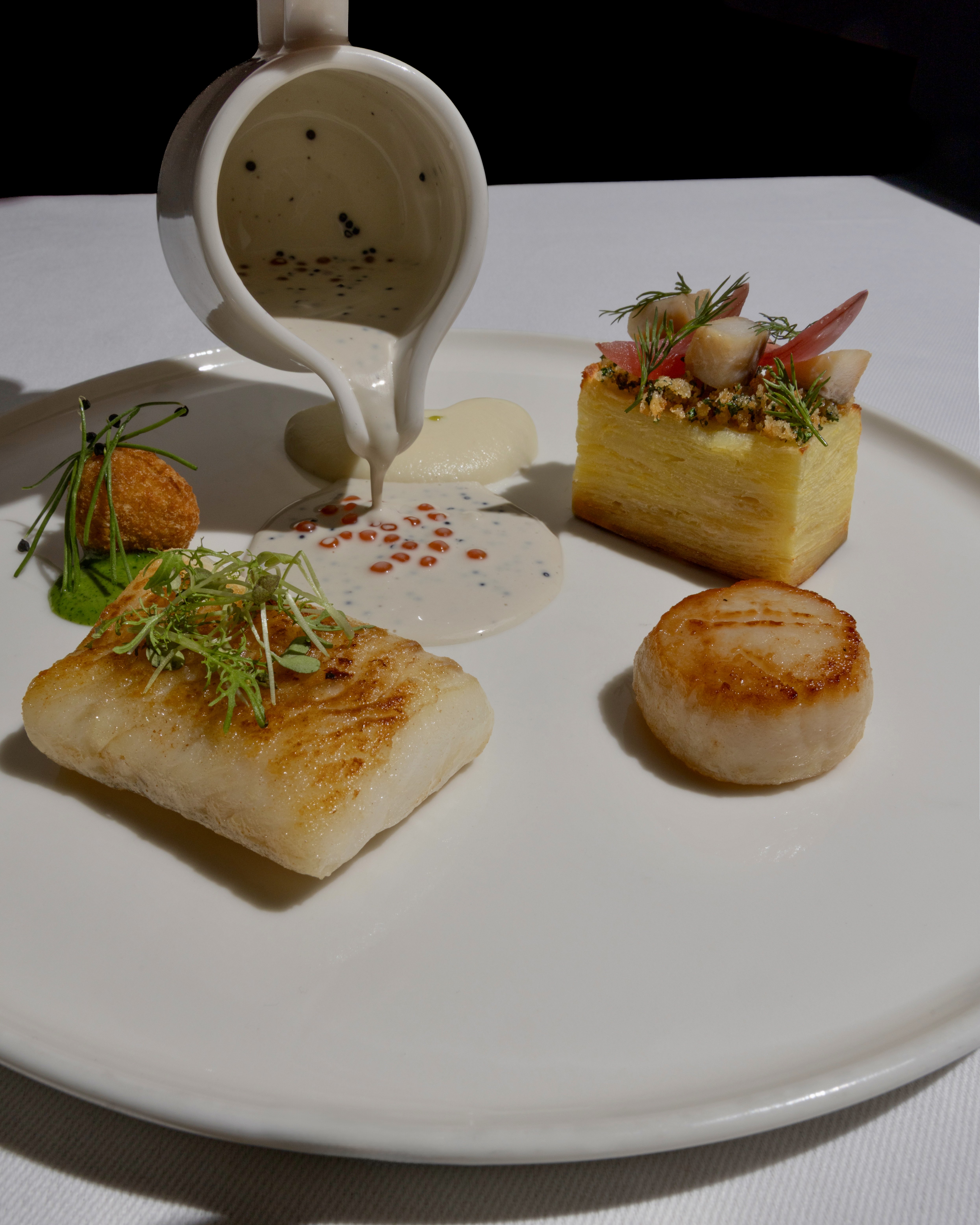 Reserve Restaurant dining atmosphere during service